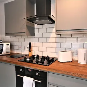 Nelson By The Docks Serviced By Roomsbooked Gloucester